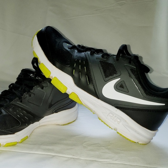 Nike Air Tr - Picture 2 of 3